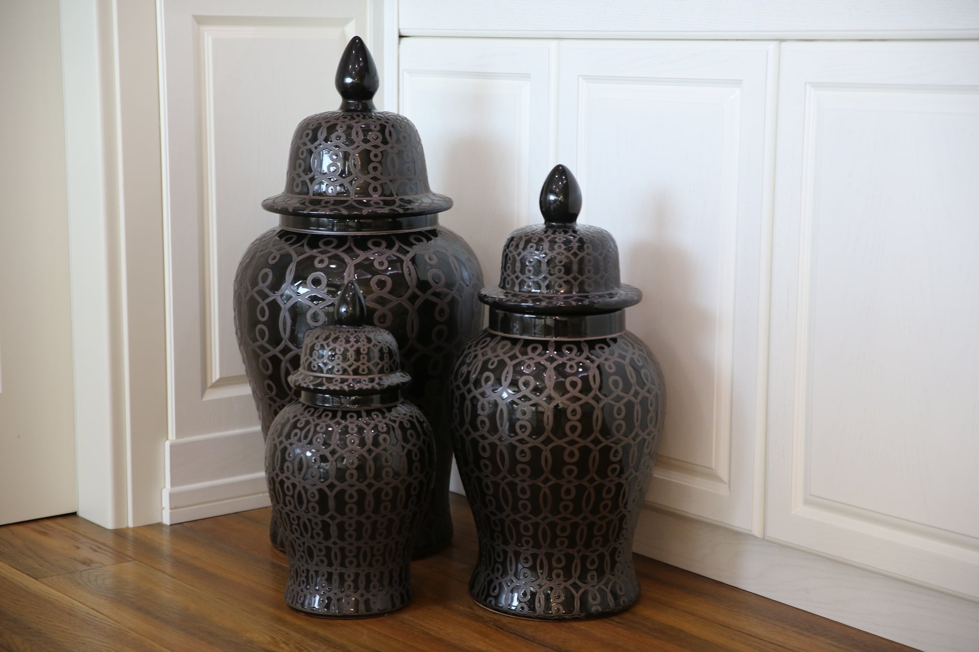 Black and Gold Salvador Ginger Patterned Jar